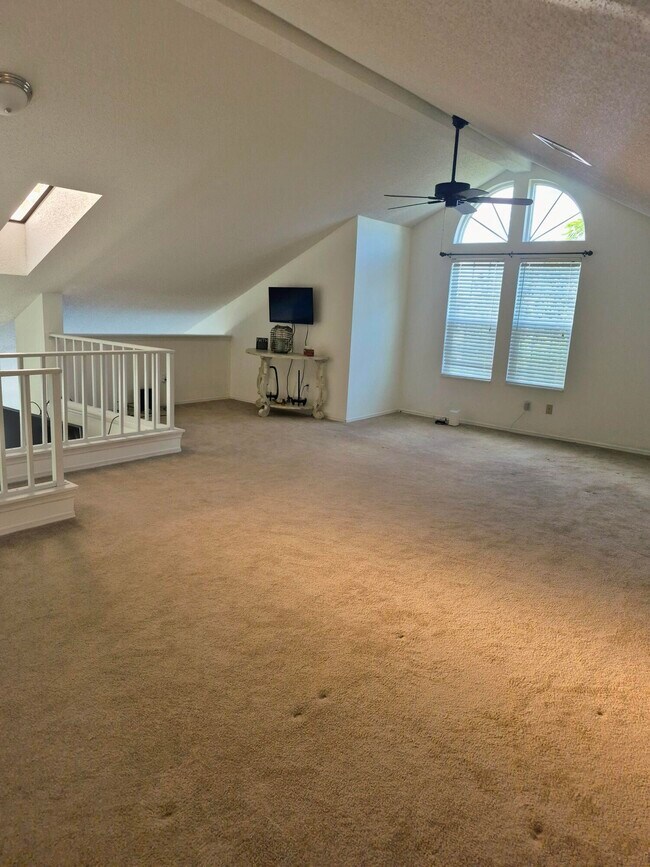 Building Photo - 1975 Westminster Cir