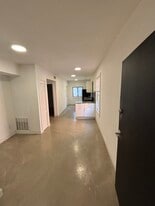 Building Photo - 774 State St