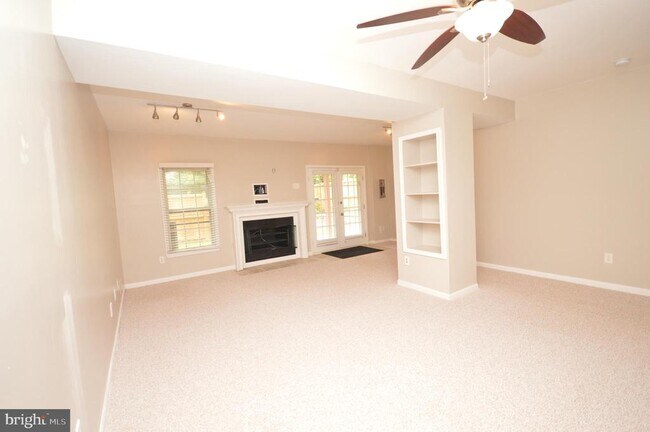 Building Photo - 6504 Castine Ln