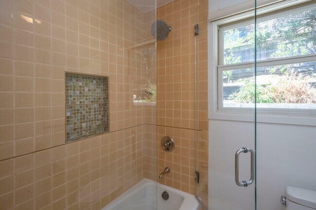 Building Photo - 920 Stagi Ct