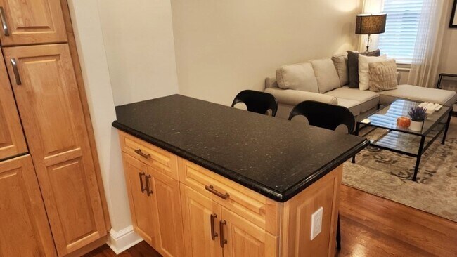 Building Photo - 100 Legends Way