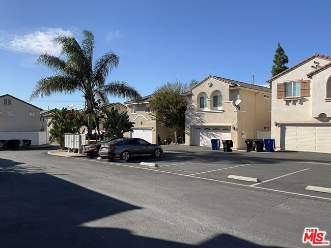 Building Photo - 12452 Sonoma Dr