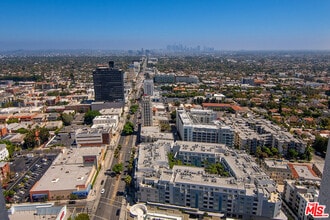 Building Photo - 735 Hauser Blvd