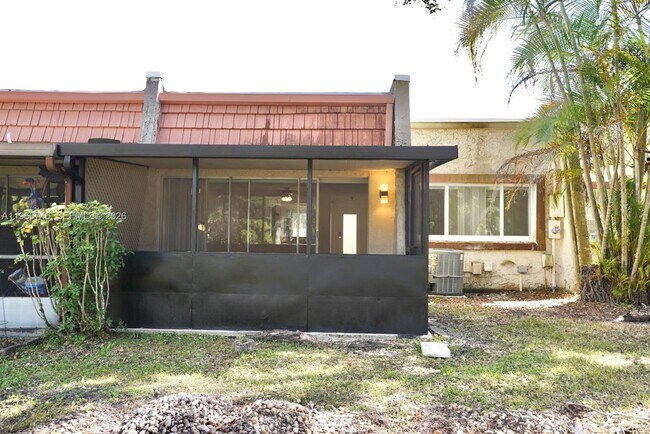 Building Photo - 6555 NW 99th Ave