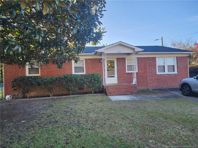 Primary Photo - 5455 Dodge Ct