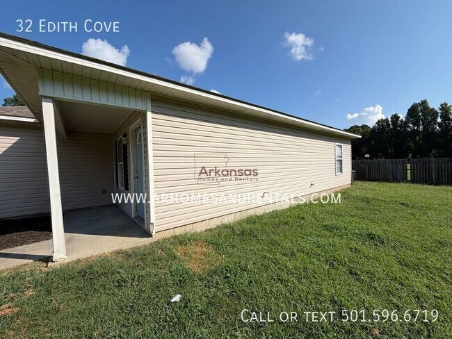 Building Photo - 32 Edith Cv