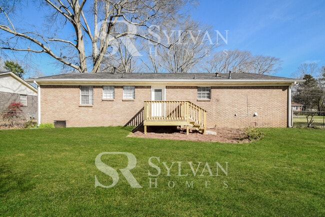 Building Photo - Rest. Relax. Recharge. Home awaits!