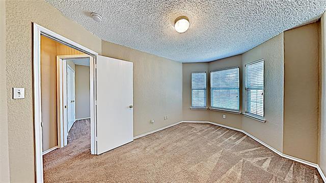 Building Photo - 5705 Giddyup Ln