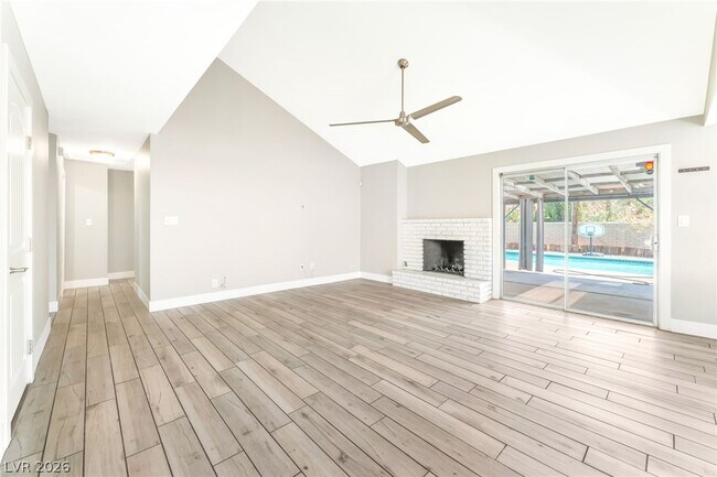 Building Photo - 1713 Barnard Dr
