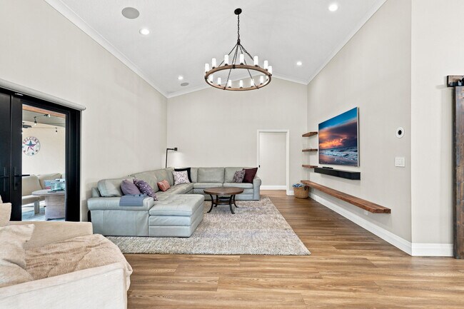 Building Photo - 13972 Ishnala Cir