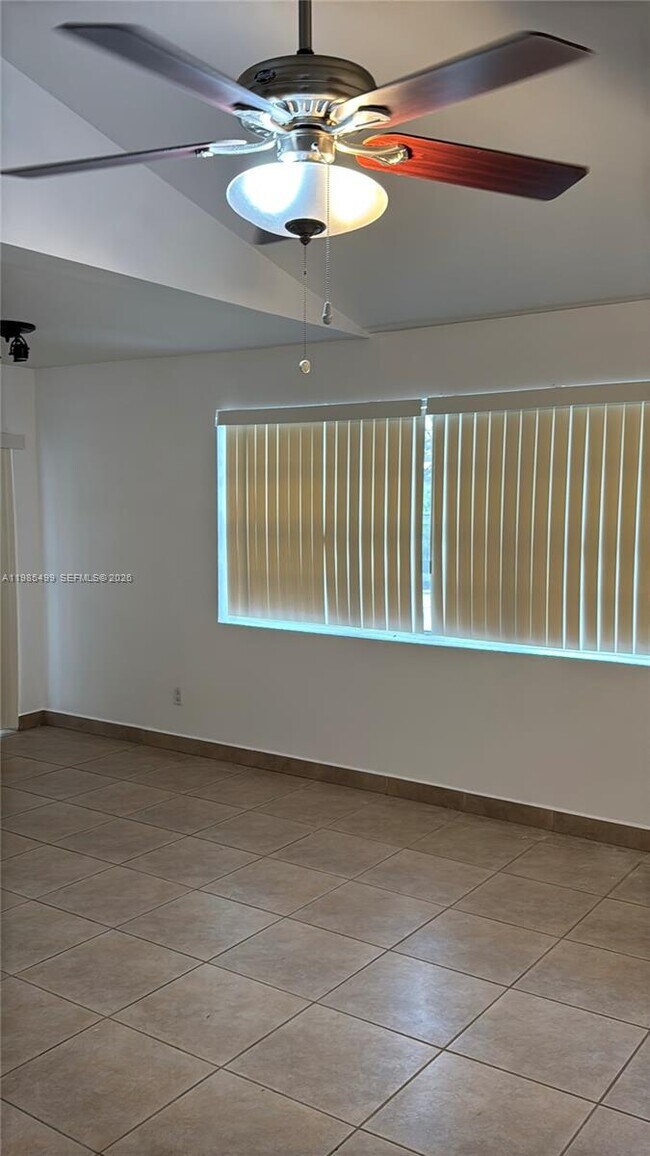 Building Photo - 15320 SW 106th Terrace