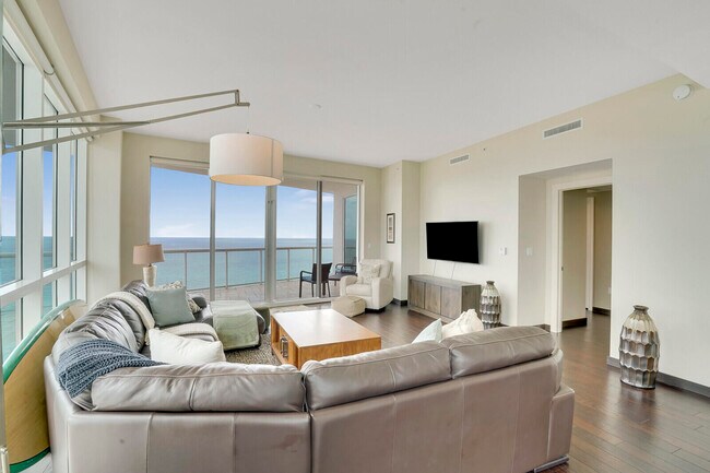 Building Photo - 1 N Ocean Blvd