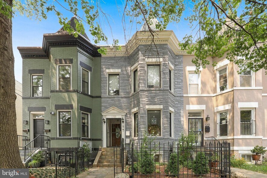 Building Photo - 137 P St NW