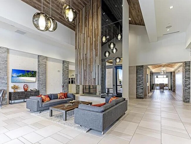 Building Photo - 13731 Messina Loop