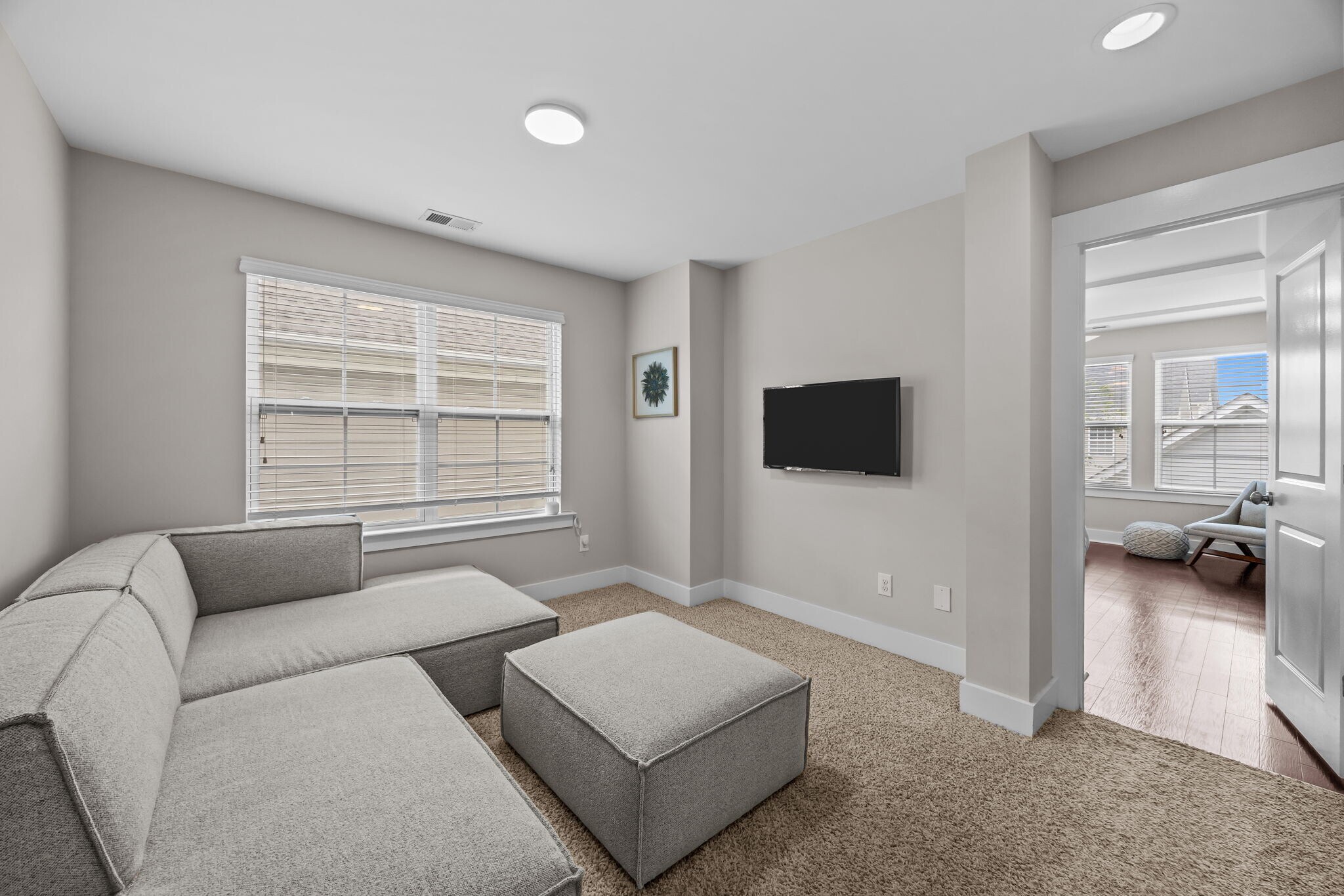 Loft - 4020 Willow Green Pl