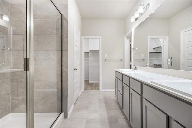 Building Photo - 828 Laguna Grn Ln