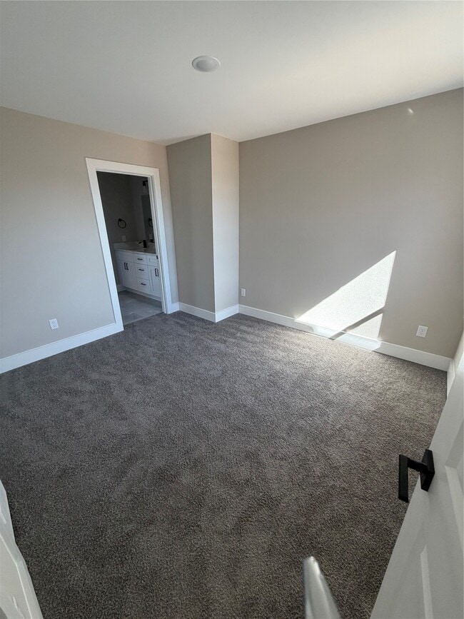 Building Photo - 2614 Martinas Ct