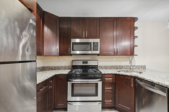 Building Photo - 1408 Willington St