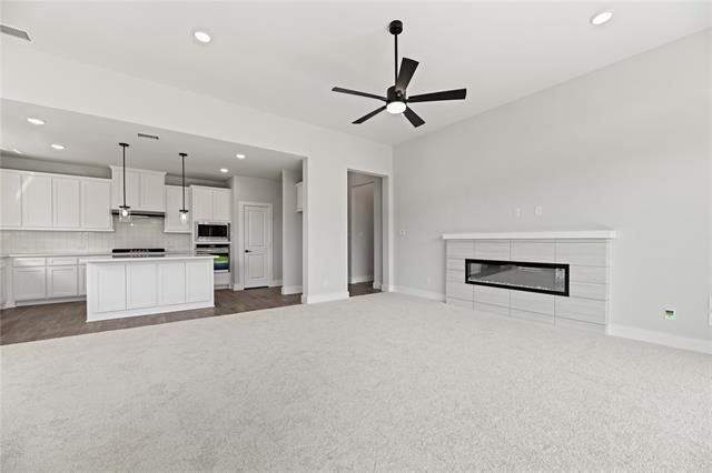 Building Photo - 6104 Lake Brook Dr