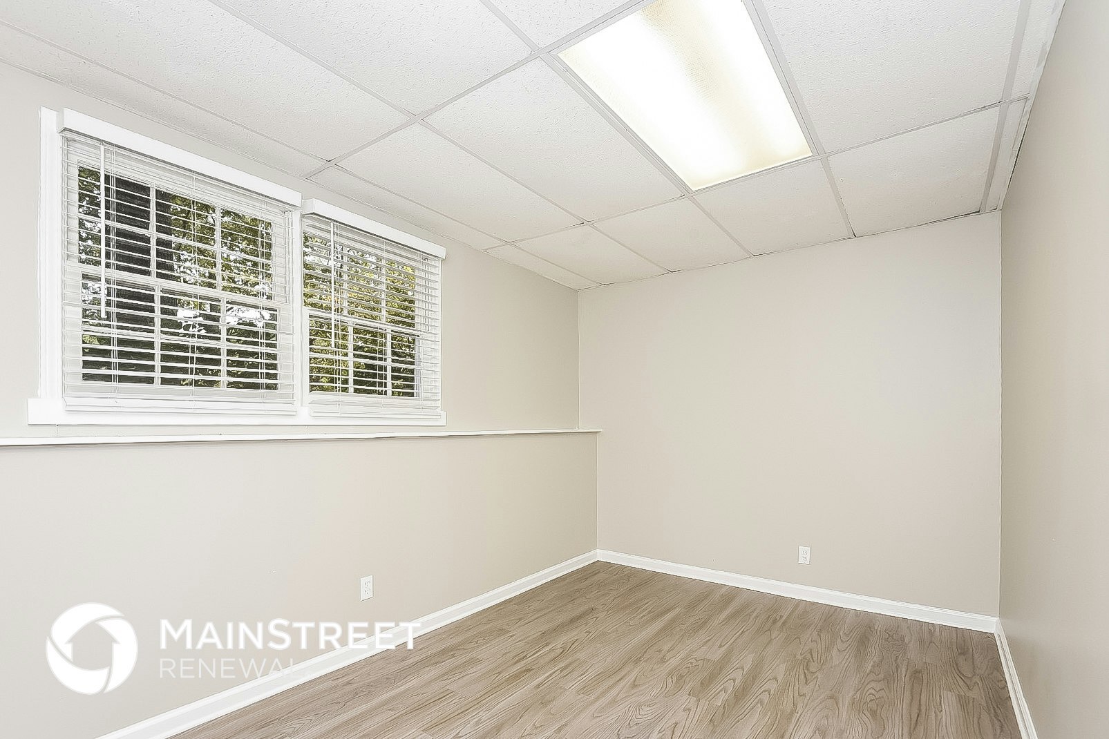Building Photo - 19 Widgeon Way SW