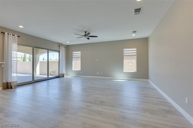 Building Photo - 11822 Spadari Ct