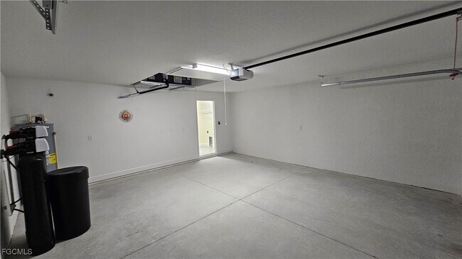 Building Photo - 1125 Copley St E