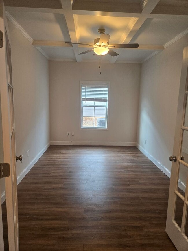 Building Photo - FOR RENT in MIDLAND! Available Now!