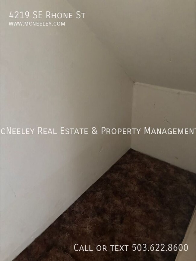 Building Photo - 4219 SE Rhone St