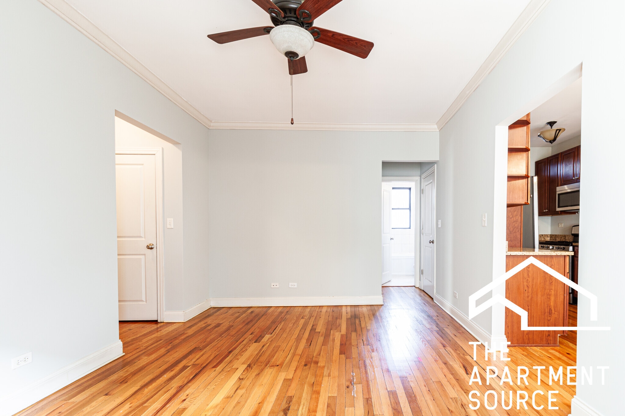 Building Photo - 736 W Addison St