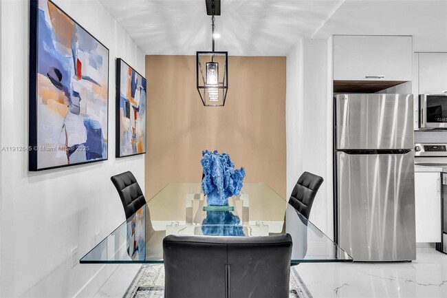 Building Photo - 923 NW 110th St