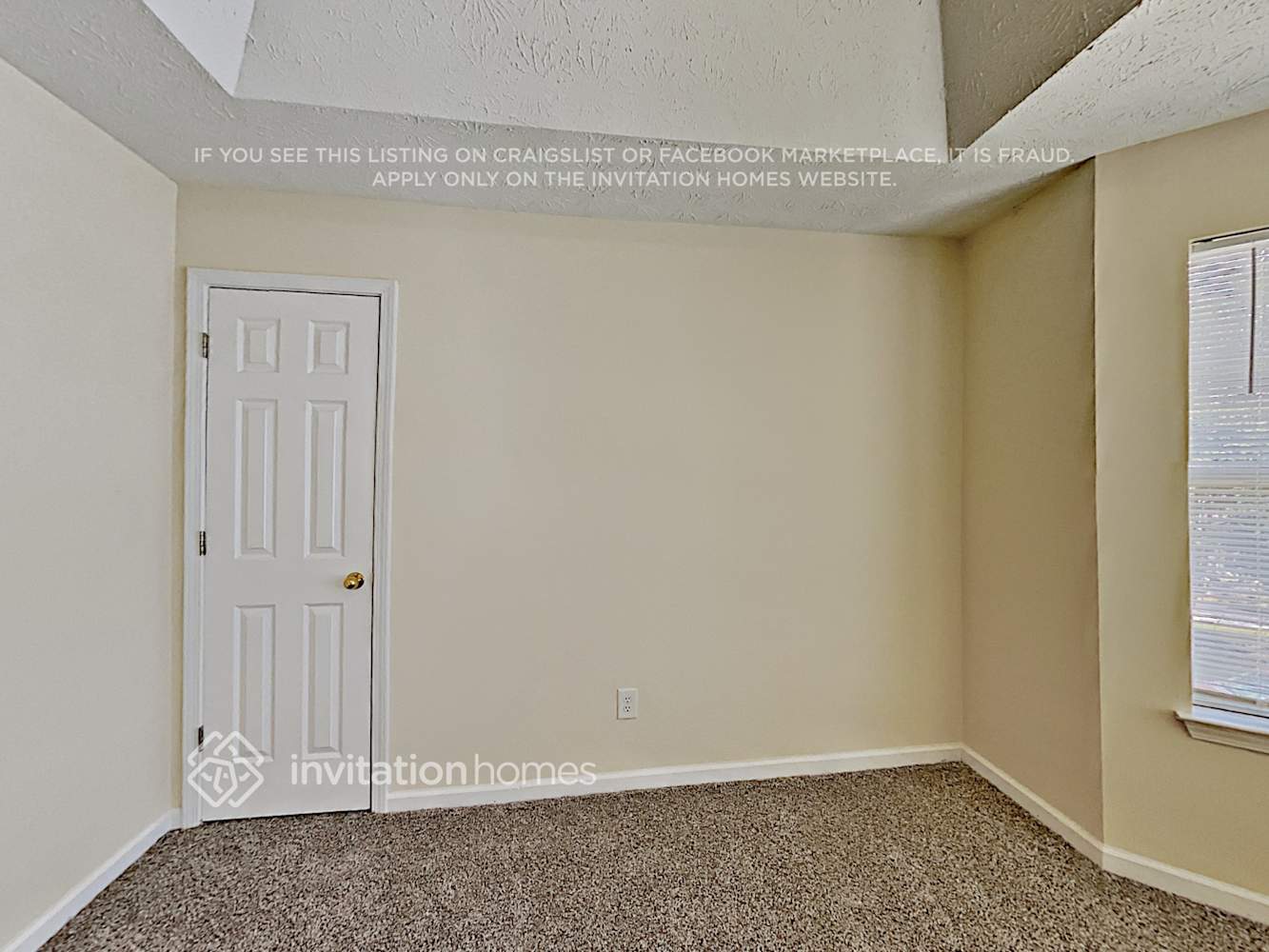 Building Photo - 2802 Crestworth Ln