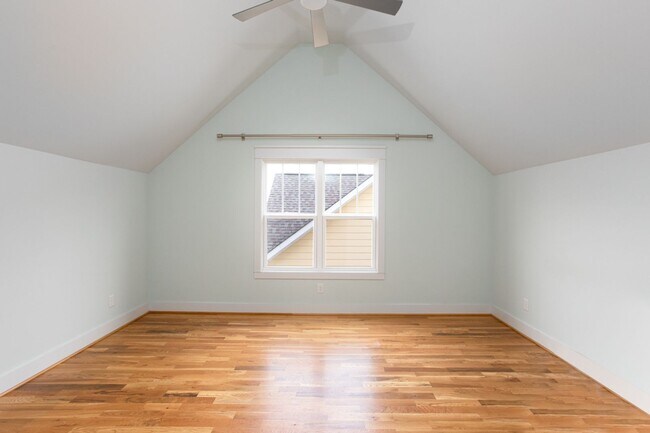 Building Photo - Downtown Durham Oasis! - Three Bedroom Home With Truly Unique Entire Top Floor Primary Suite