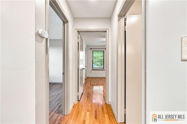 Building Photo - 119 Griggs Pl