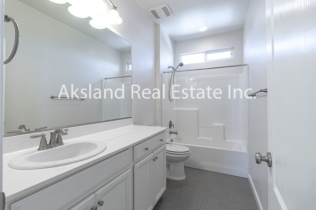 Building Photo - 2355 Azevedo Ave