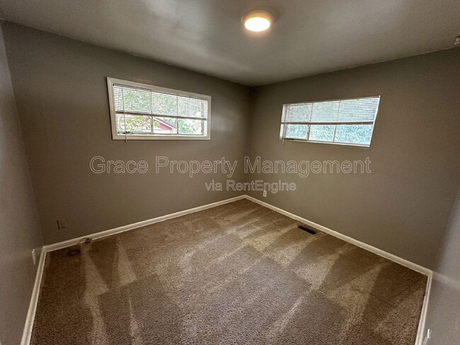 Building Photo - 9295 Ciancio St