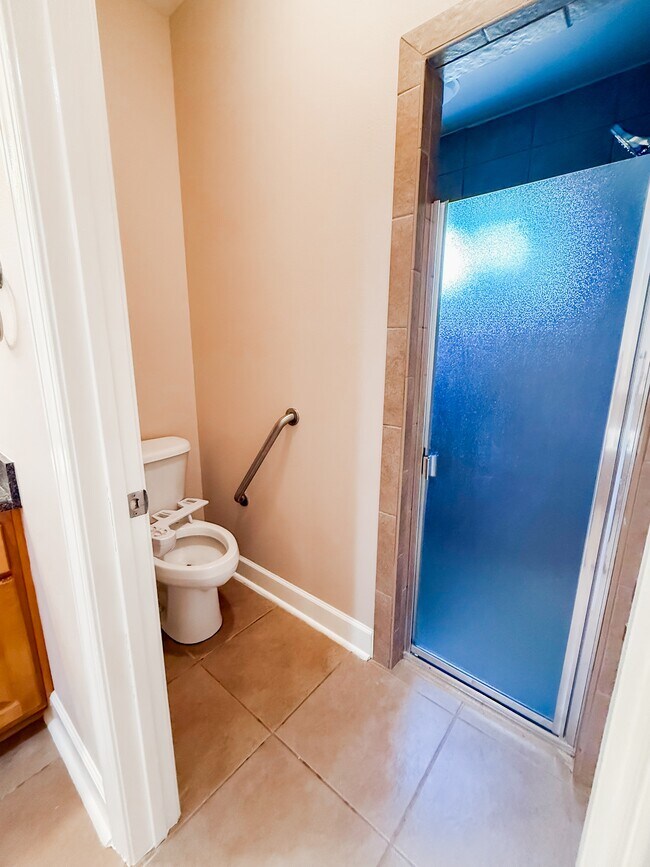 Building Photo - 201 Mallard Pond Cir