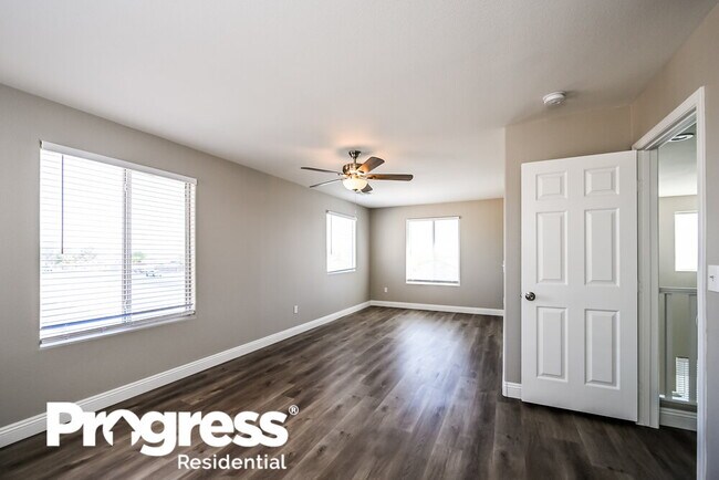 Building Photo - 4928 Tioga Pass Ave