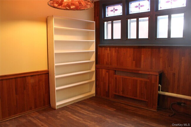 Building Photo - 50 NY-343