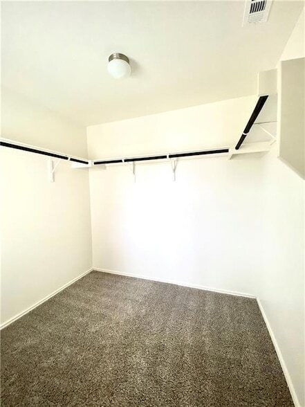 Building Photo - 189 Andross Ln