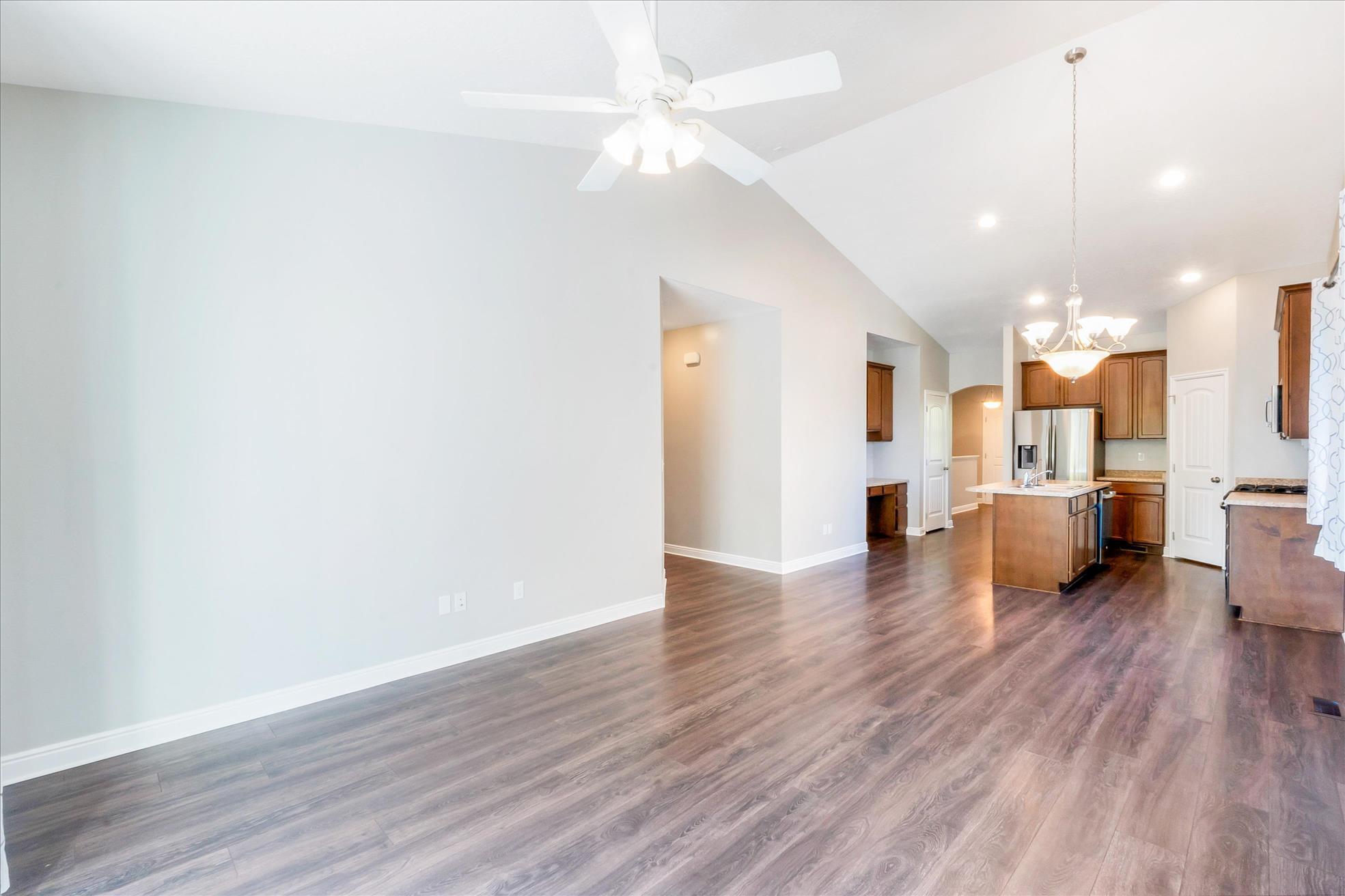 Building Photo - 3091 E Sandpiper Rd