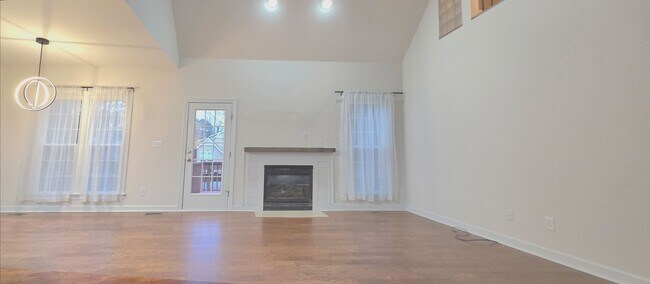 Building Photo - 1720 Ashley Downs Dr