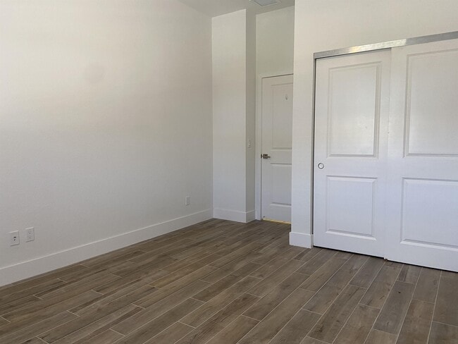 Building Photo - 365 Bella Sol Way