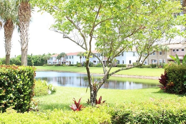 Building Photo - 149 Gramercy Square Dr