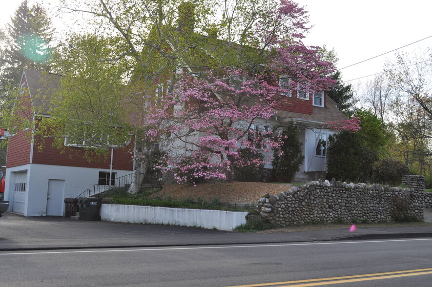 Building Photo - 30 Boyce St