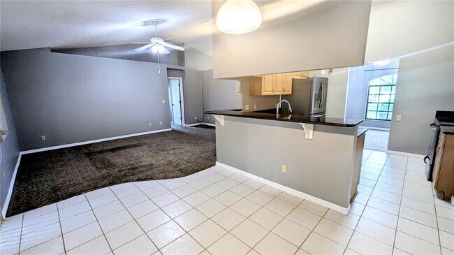 Building Photo - 926 Chelsea Way