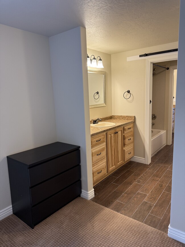 Building Photo - 1213 St Joseph St