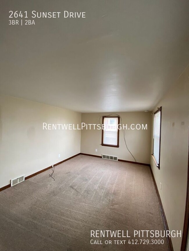 Building Photo - 3 Bedroom Home in West Mifflin