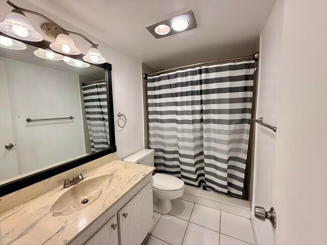 Building Photo - 4387 Trevi Ct