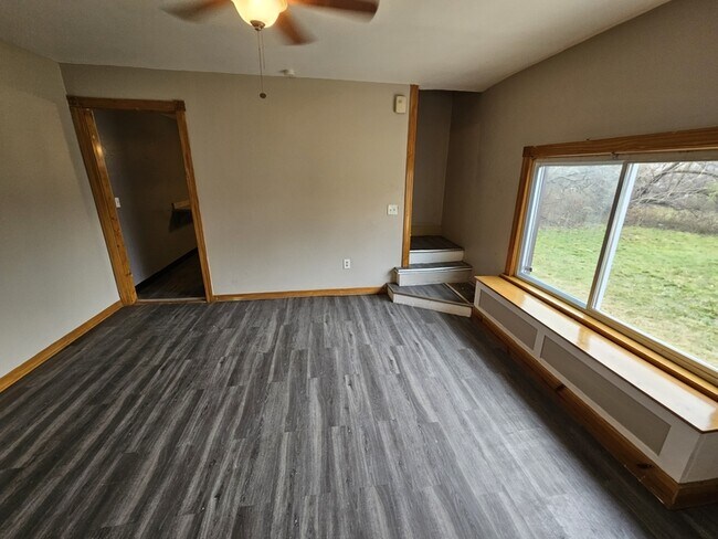 Building Photo - 11600 Beulah Ave