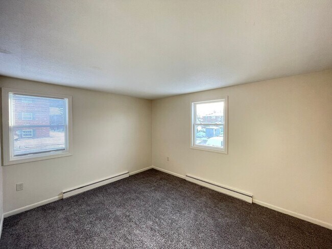 Building Photo - 177 Loudon Rd